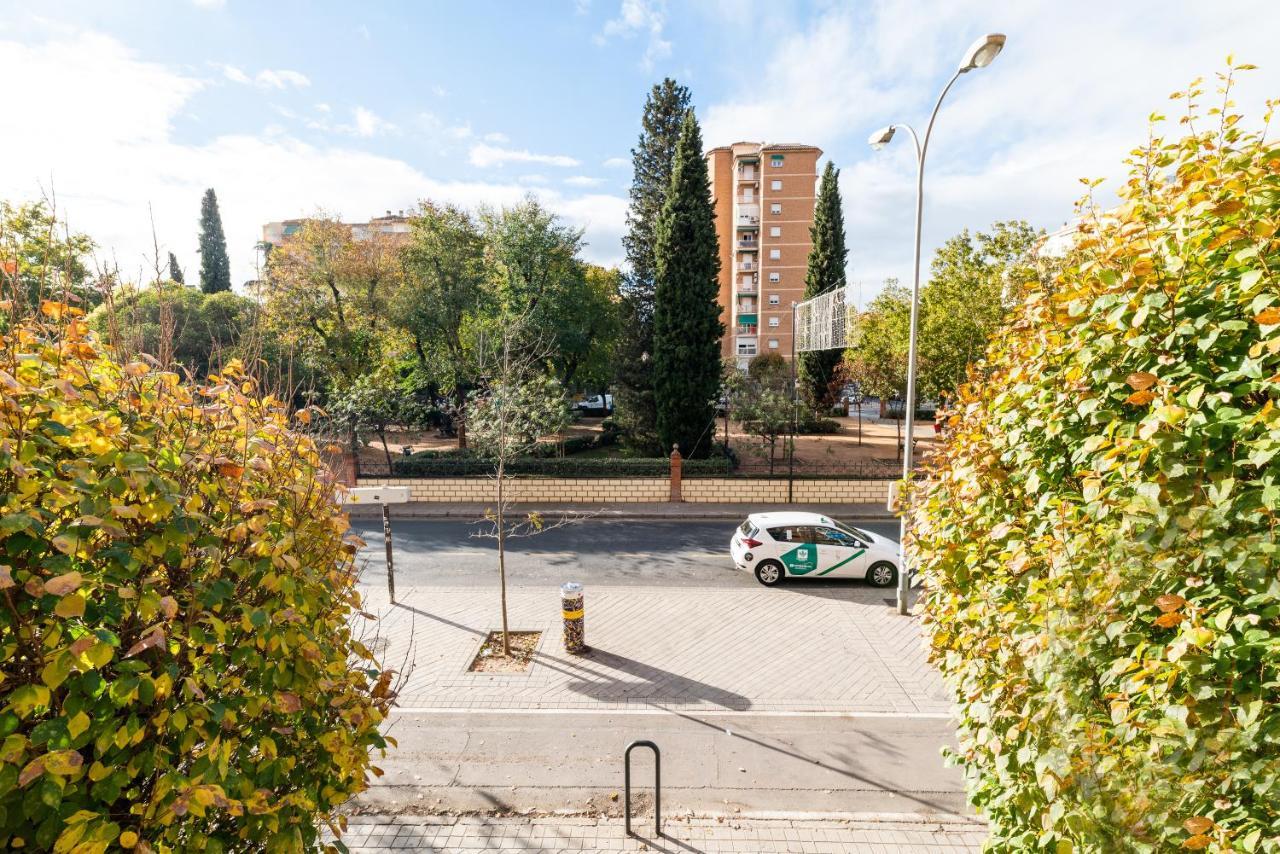 Piso Junto A Parque De Las Ciencias En Granada Exteriör bild